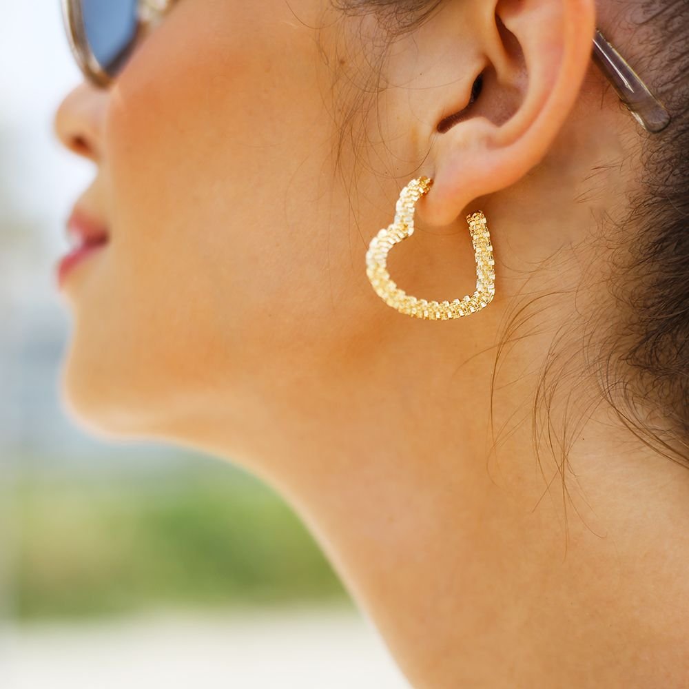 Ag-1342-Do Brinco Meia Argola De Coração Detalhado (29mm)