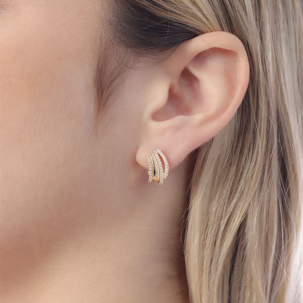 Ag-1612-Do Brinco Meia Argolinha Cravejada De Zircônias (15,5mm).