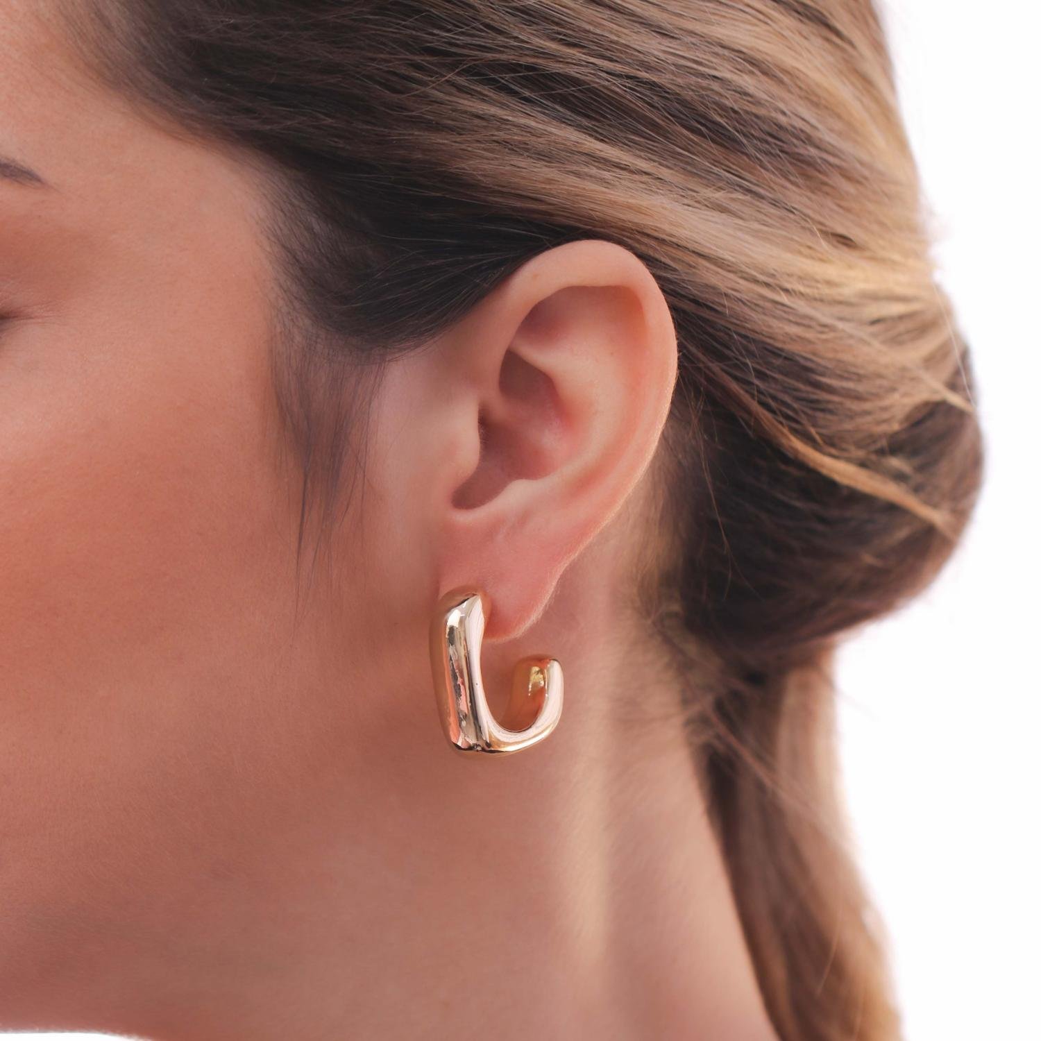 Ag-1758-Do Brinco Meia Argola Lisa (2,8cm).