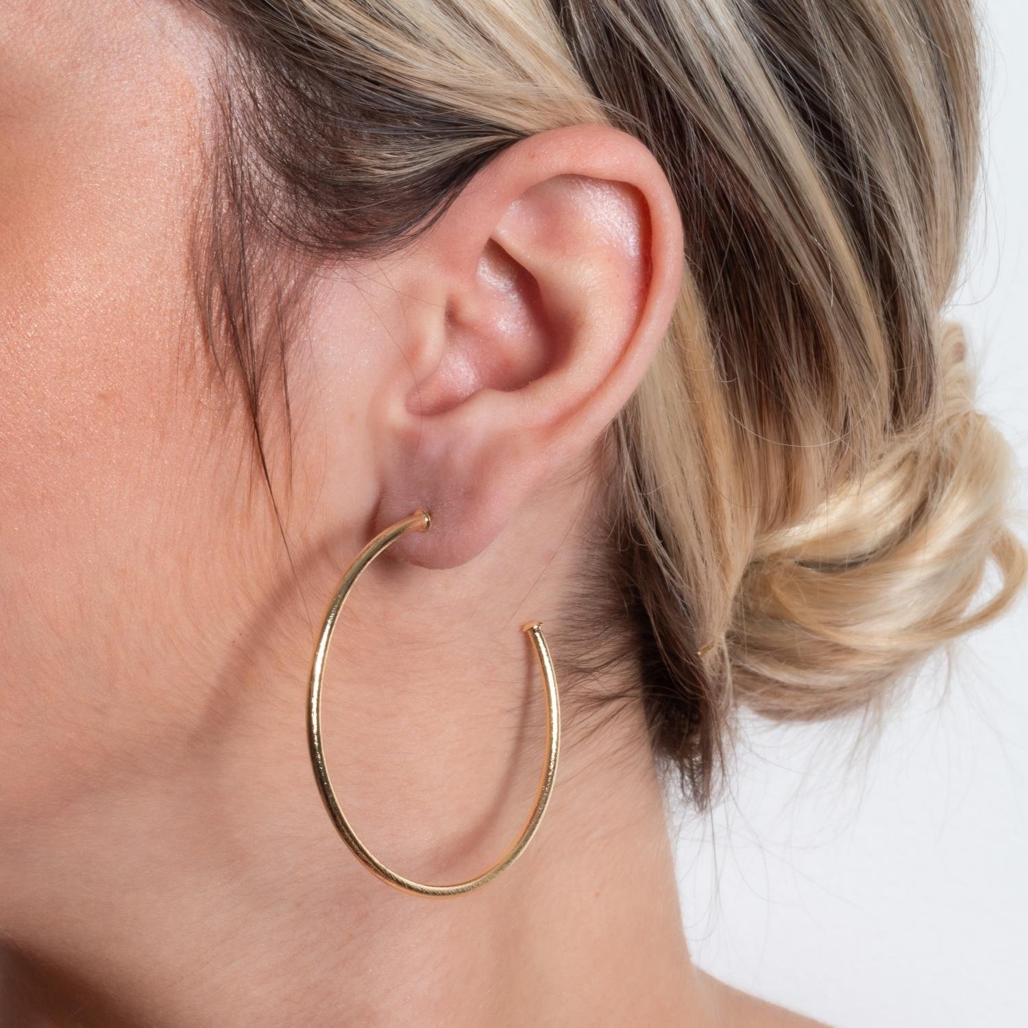 Ag-1863-Do Brinco Meia Argola Tubo Lixado (50mm).