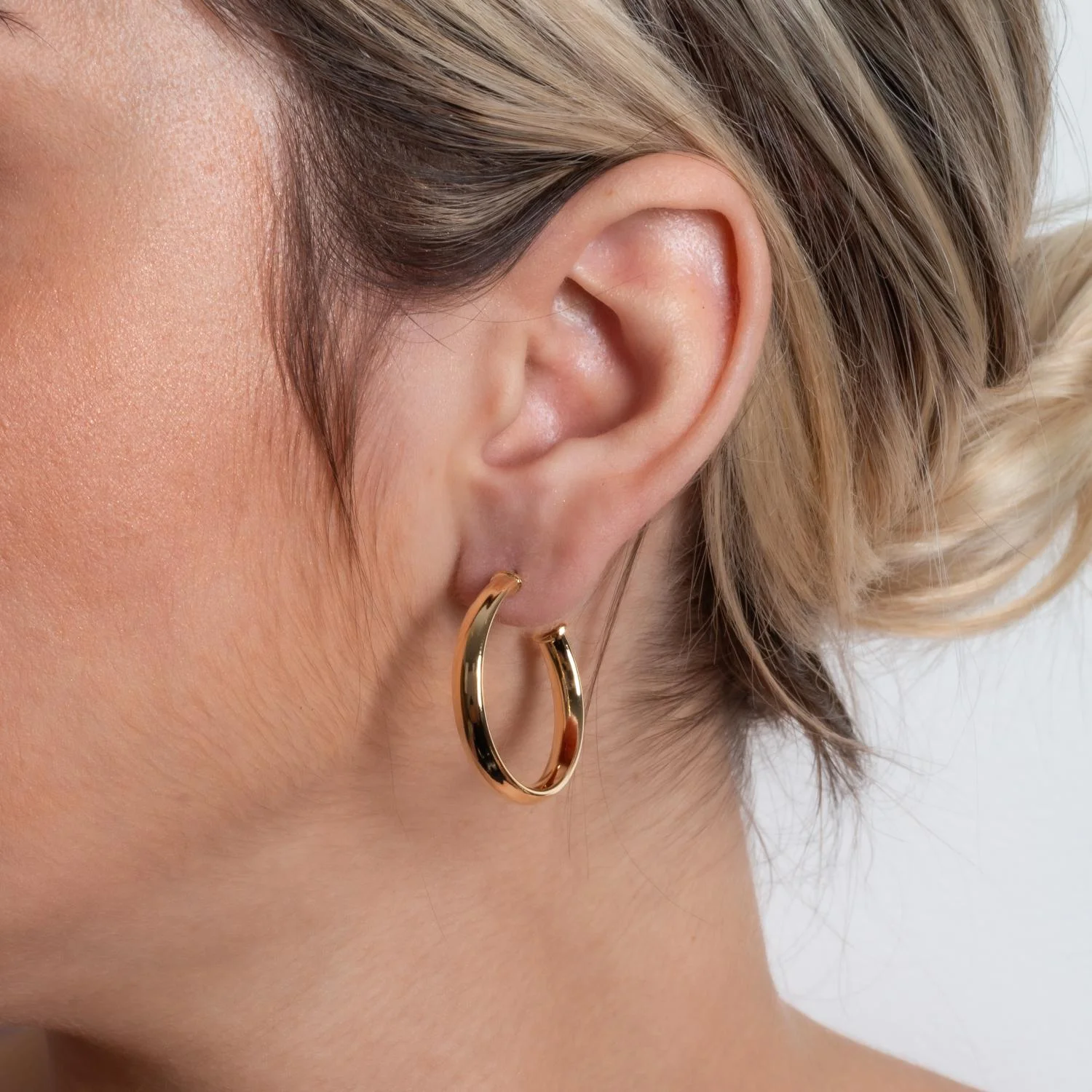 Ag-1882-Do Brinco Meia Argola Tubo Elipse (30mm).