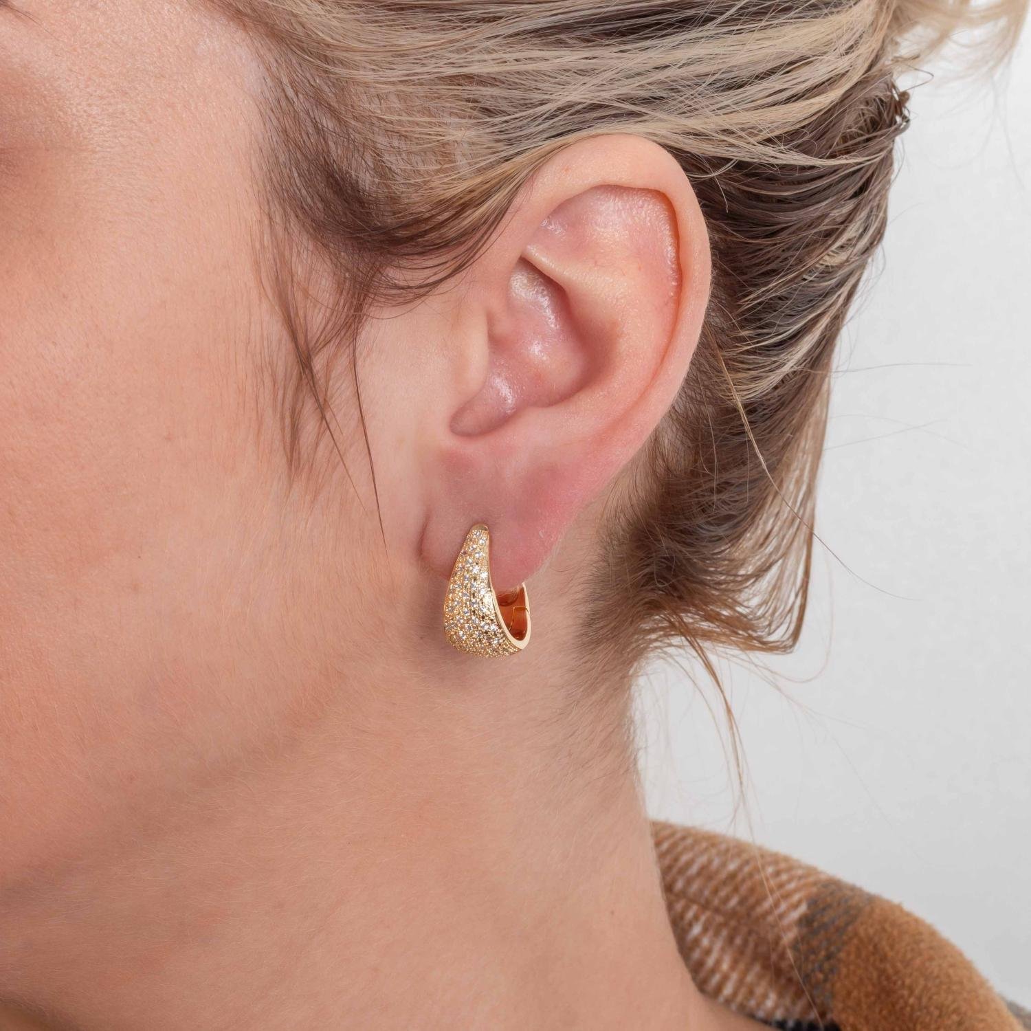 Ag-1948-Do Brinco Argola Articulada Cravejada Cristal.