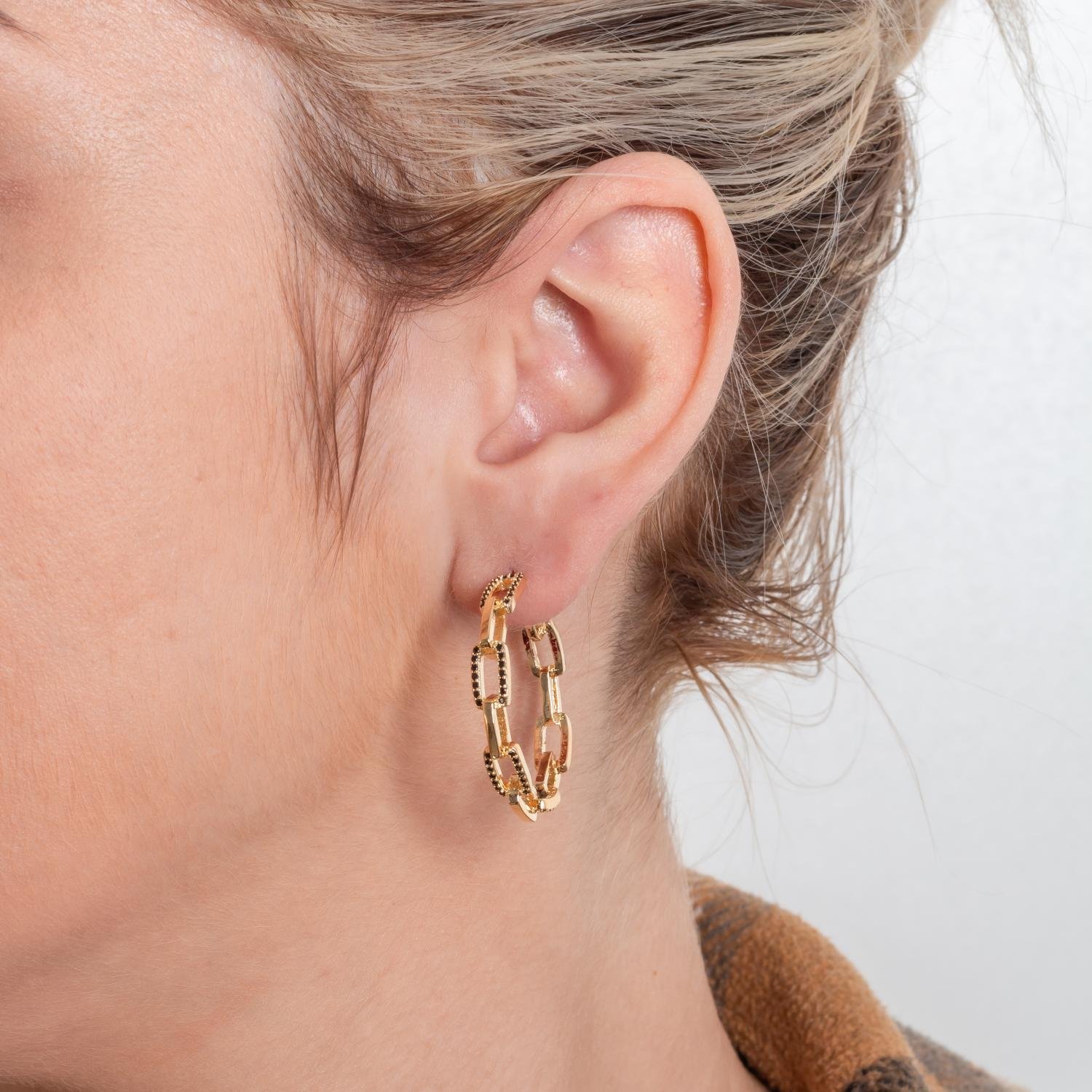 Ag-1954-Do Brinco Meia Argola De Elos Cravejados Preto.