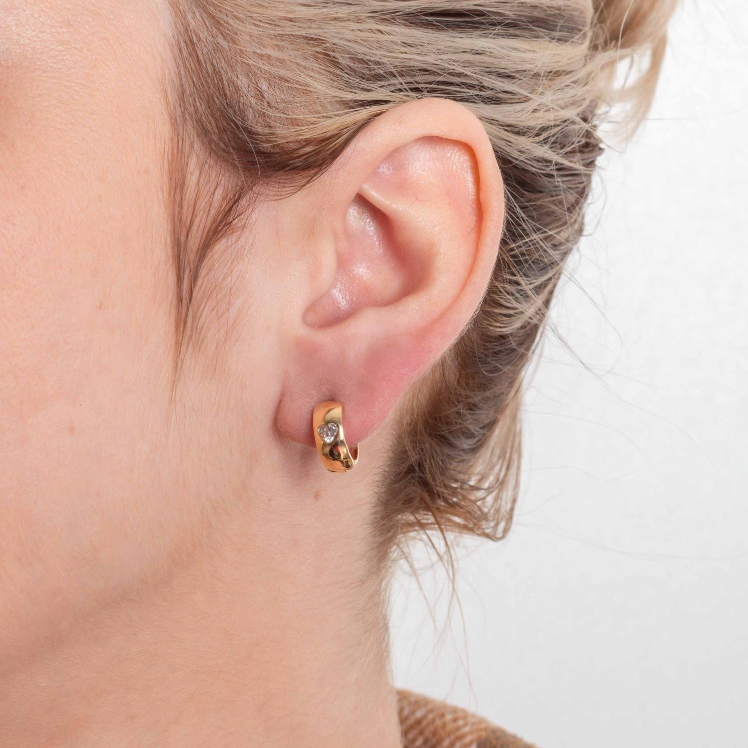 Ag-2034-Do Brinco De Argola Articulada Com Coração Cristal.