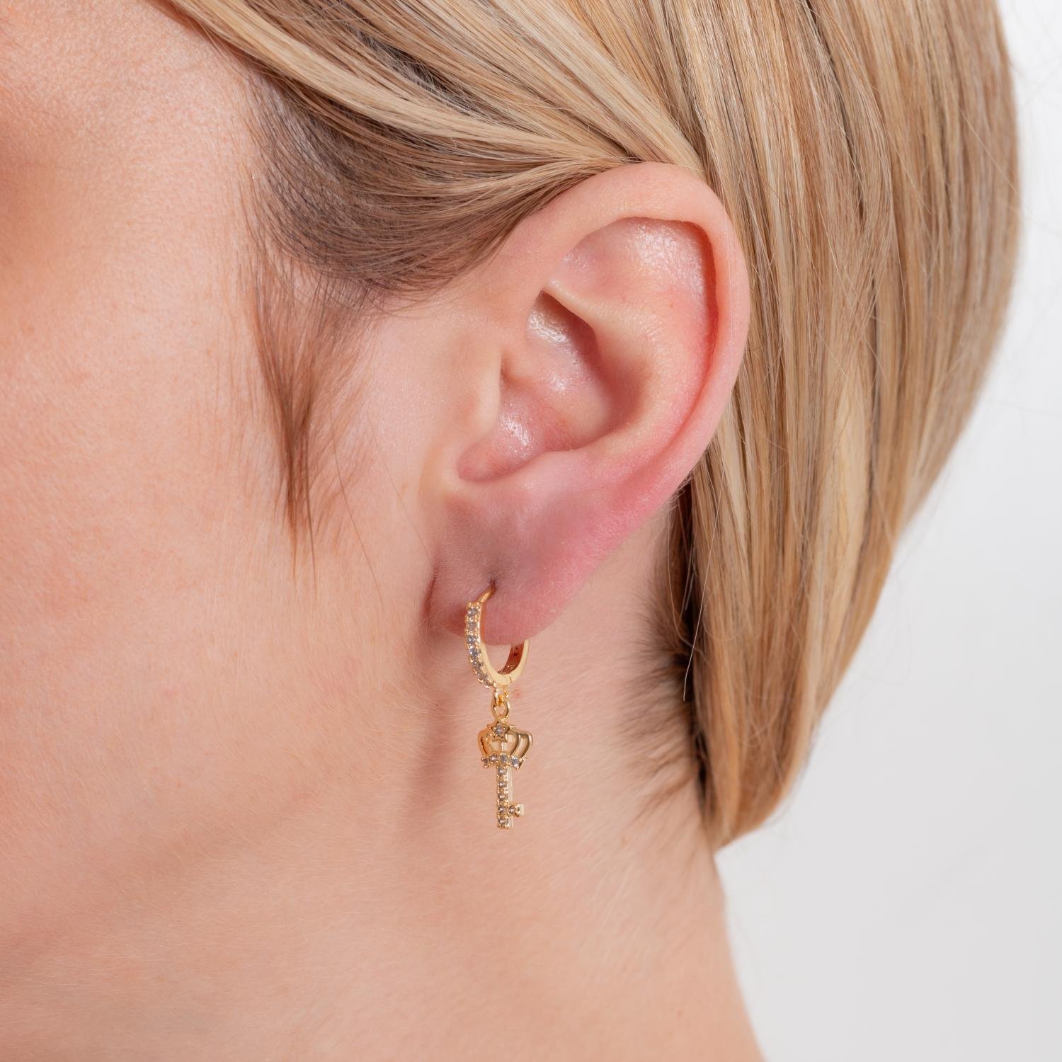 Ag-622-Do Brinco De Argolinha Com Chave Cravejada