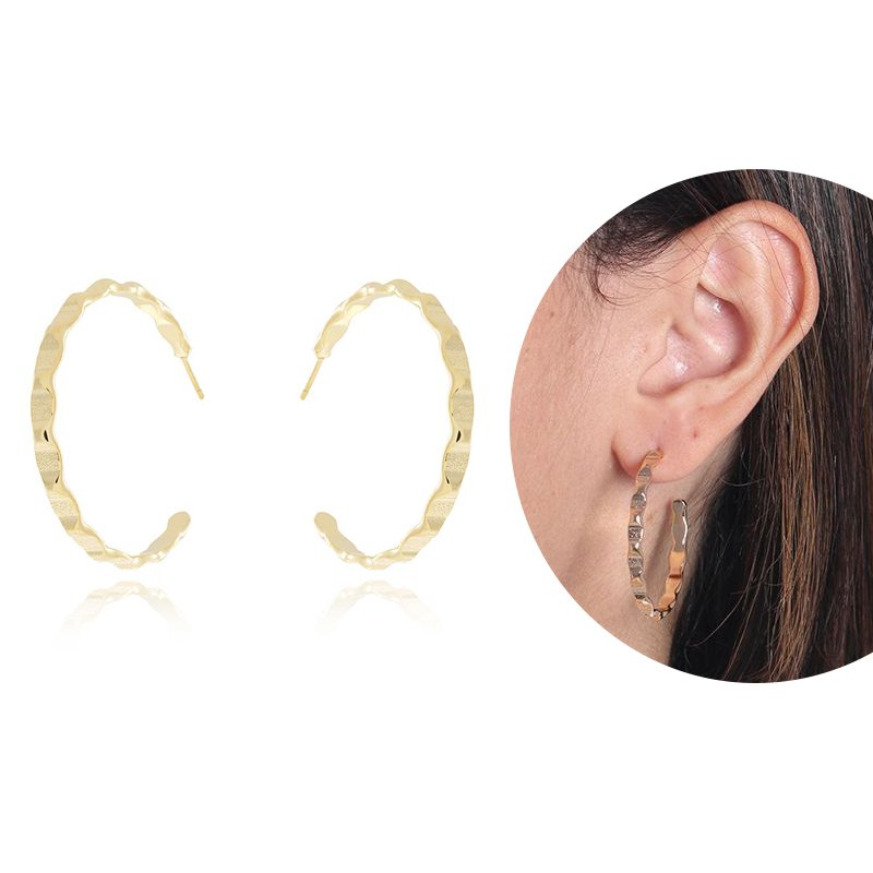 Ag-693-Do Brinco De Argola Detalhada