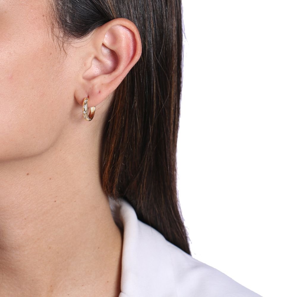 Ag-729-Do (16mm) Brinco De Argolinhas Com Estrelas Cravejada