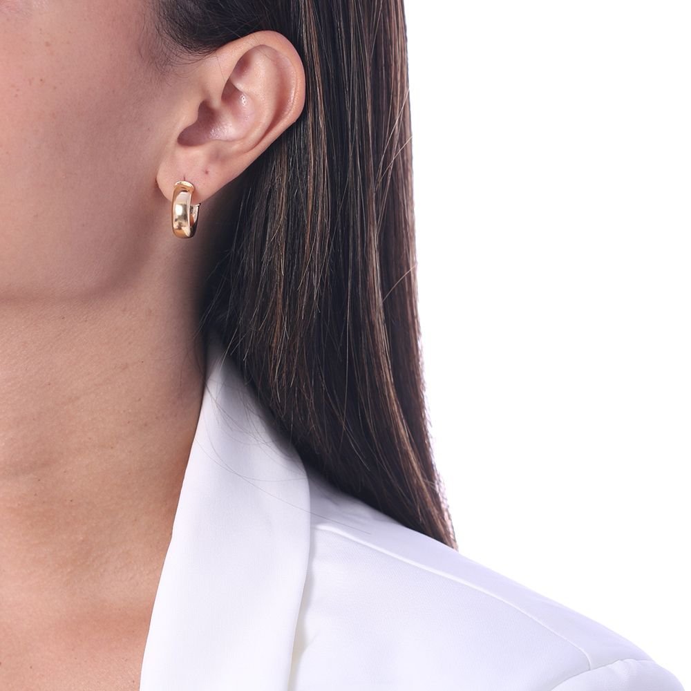 Ag-963-Do Brinco Meia Argola Lisa (18mm)