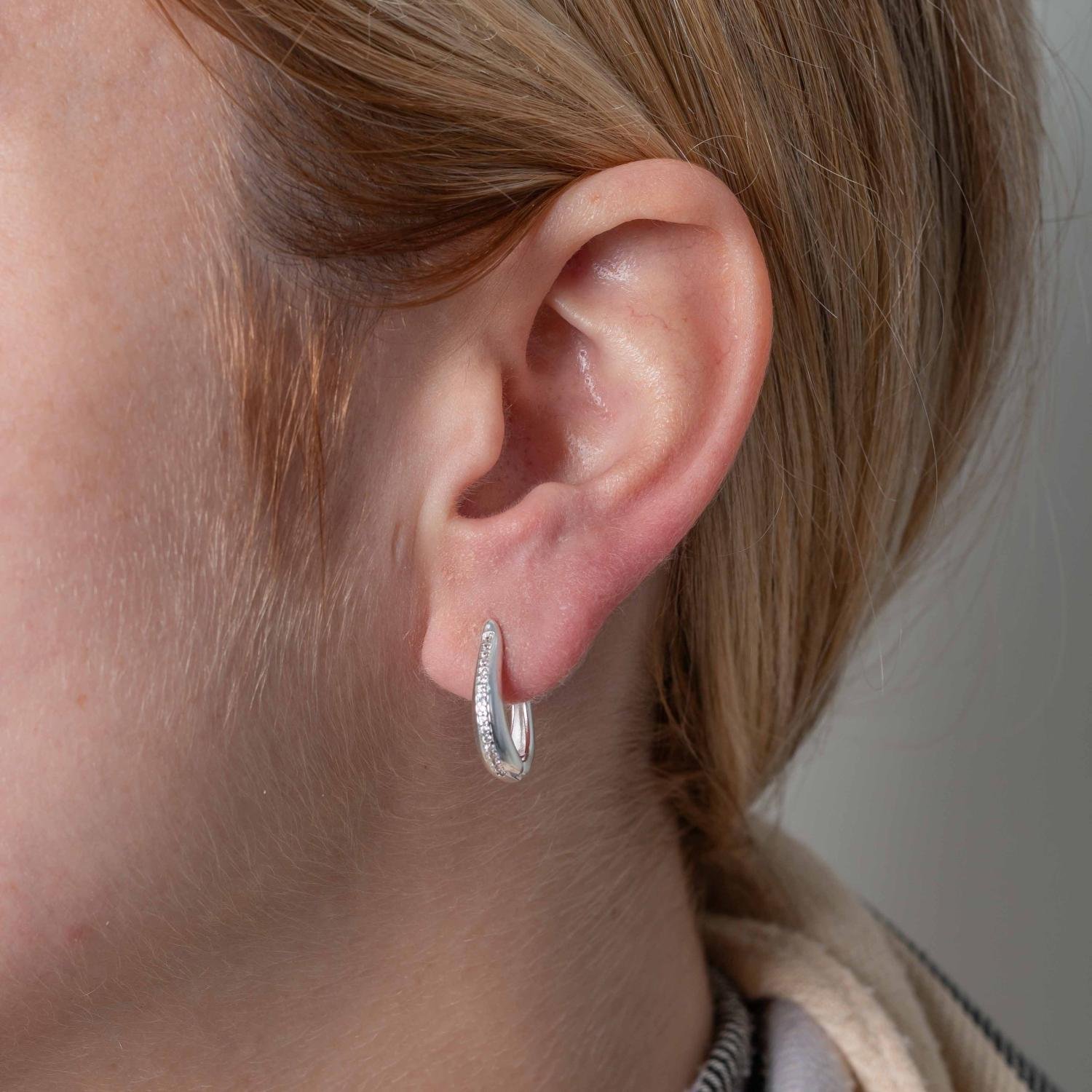 Ag-Ag-925 Brinco Argola Articulada Cravejada De Zircônias Cristais - Prata 925.