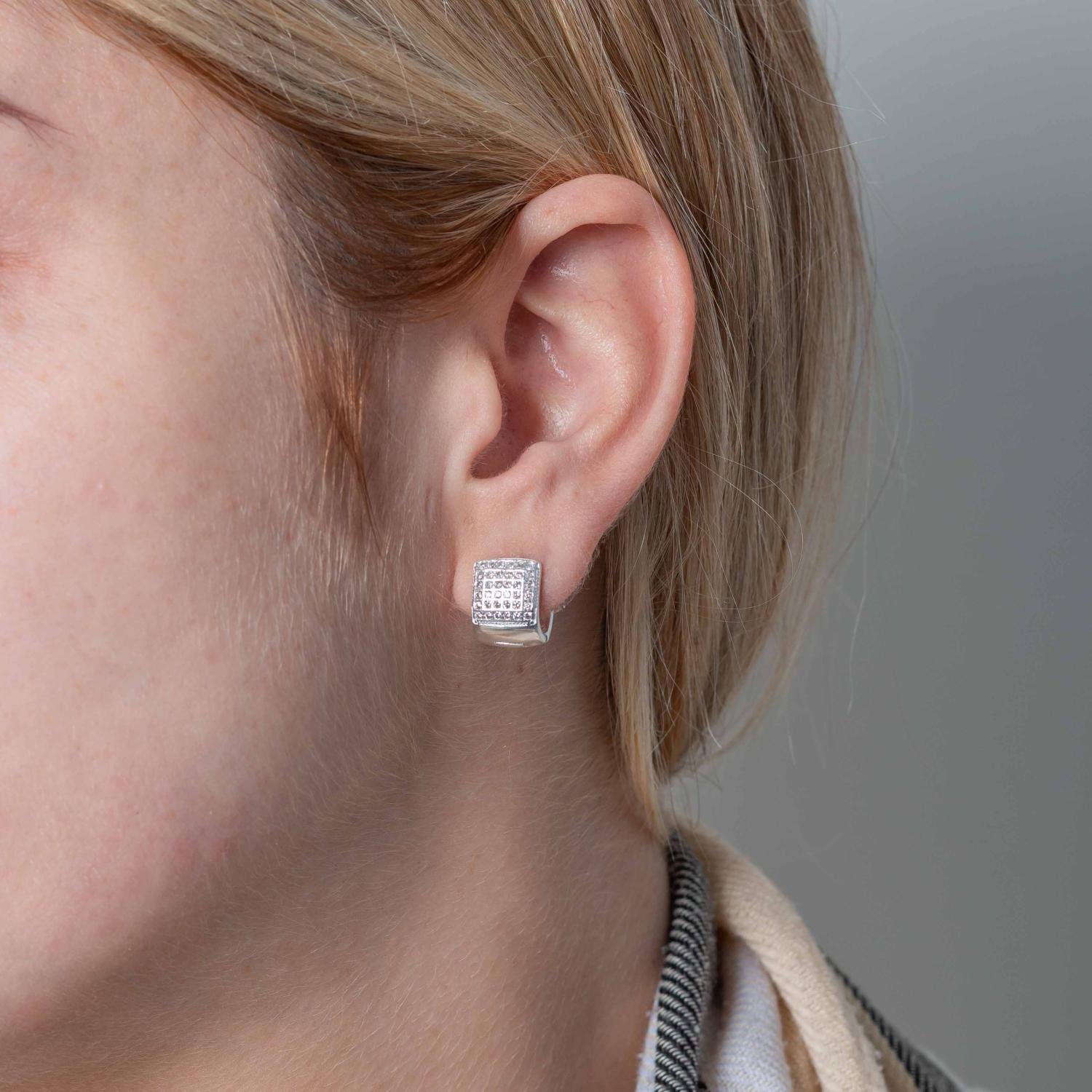 Ag-Ag-926 Brinco De Argola Articulada Quadrada Cravejada De Zircônias Cristais - Prata 925.