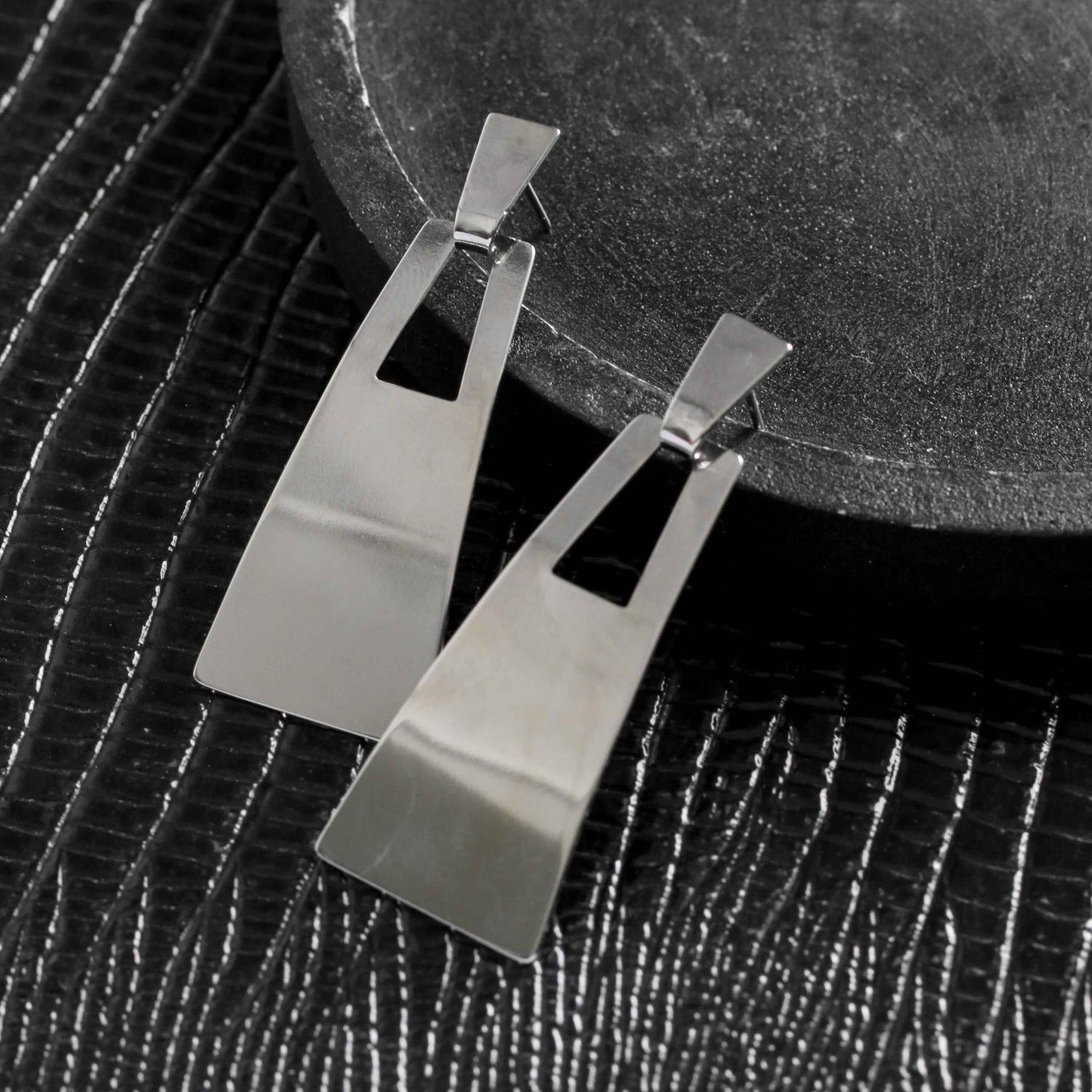 Bla-120-Inox Brinco Liso Em Aço Inox.