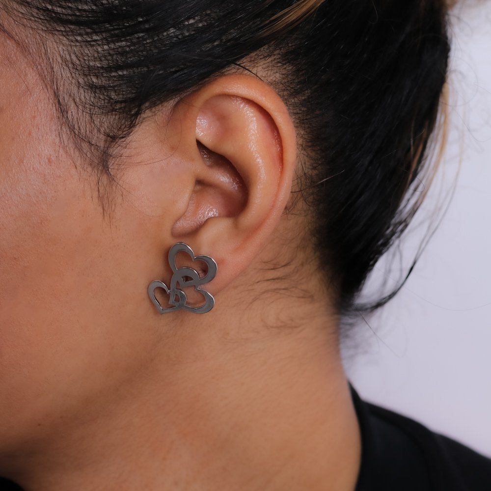 Bls-1833-Rd Brinco Ear Cuff De Coração Vazado - Ródio Branco.