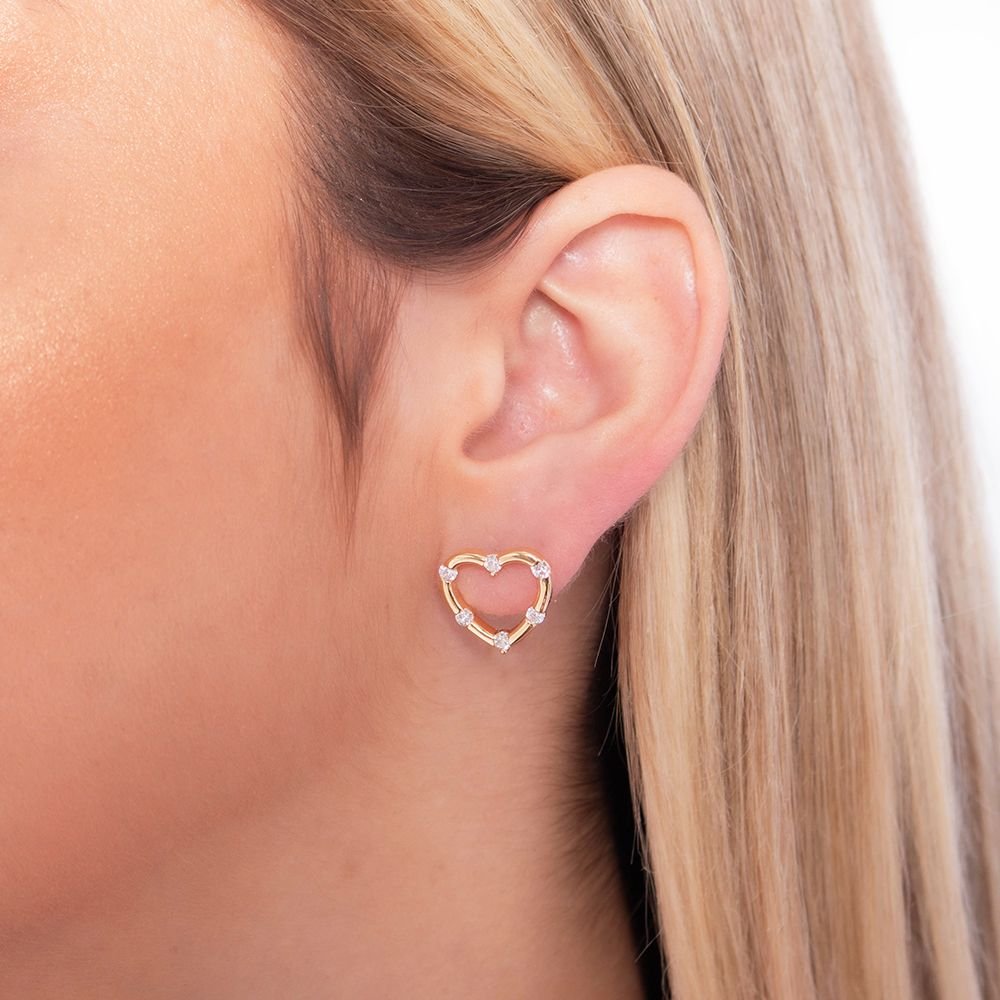 Br-1062-Do Brinco De Coração Vazado Cravejado De Zircônias. Br-1062-Do Brinco De Coração Vazado Cravejado De Zircônias.