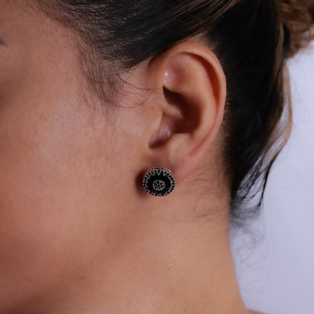 Brd-230-Rd Brinco Pizza Cravejado Preto - Ródio Branco (1,5cm).