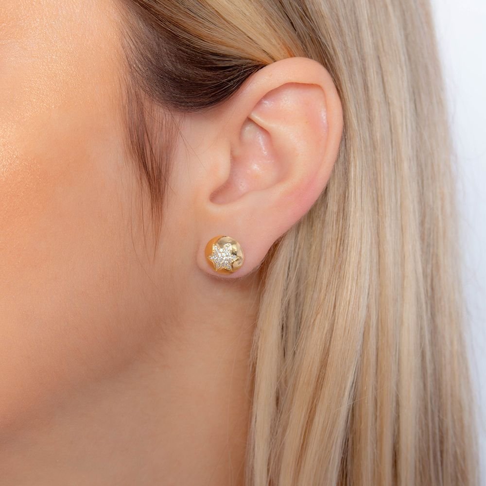 Brf-1017-Do Brinco De Esfera Com Estrela Cravejada De Zircônias.