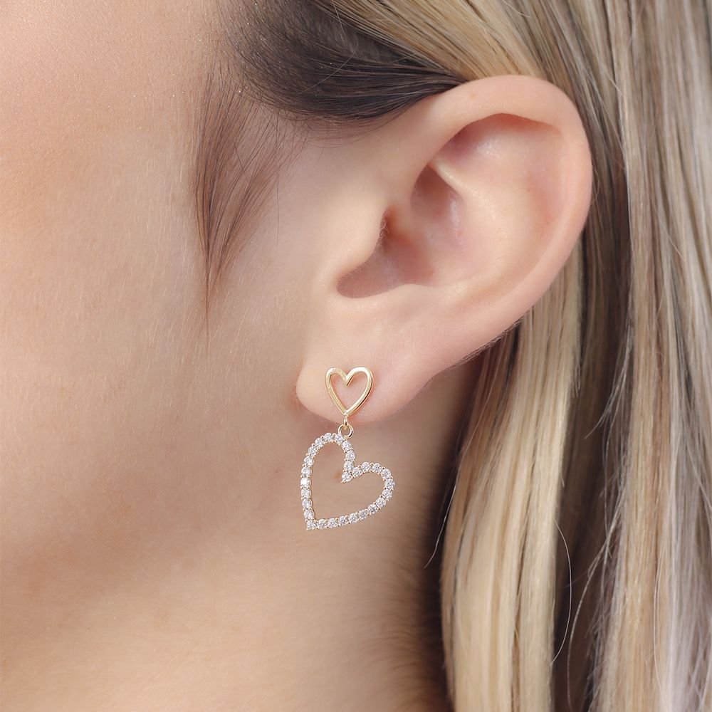 Brf-1069-Do Brinco De Corações Vazados Cravejado De Zircônias. Brf-1069-Do Brinco De Corações Vazados Cravejado De Zircônias.