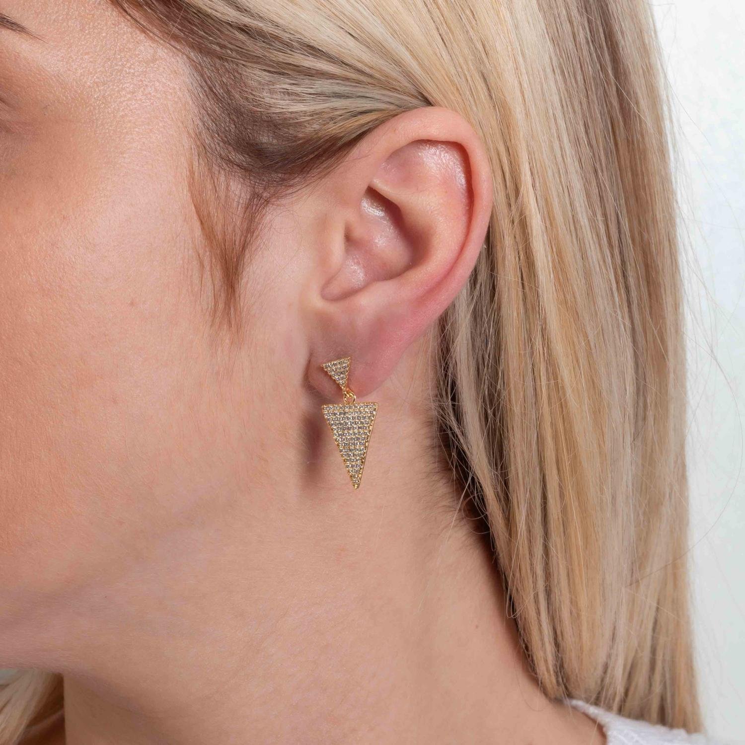 Brf-1212-Do Brinco Triângulo Invertido Cravejado De Zircônias Cristais.