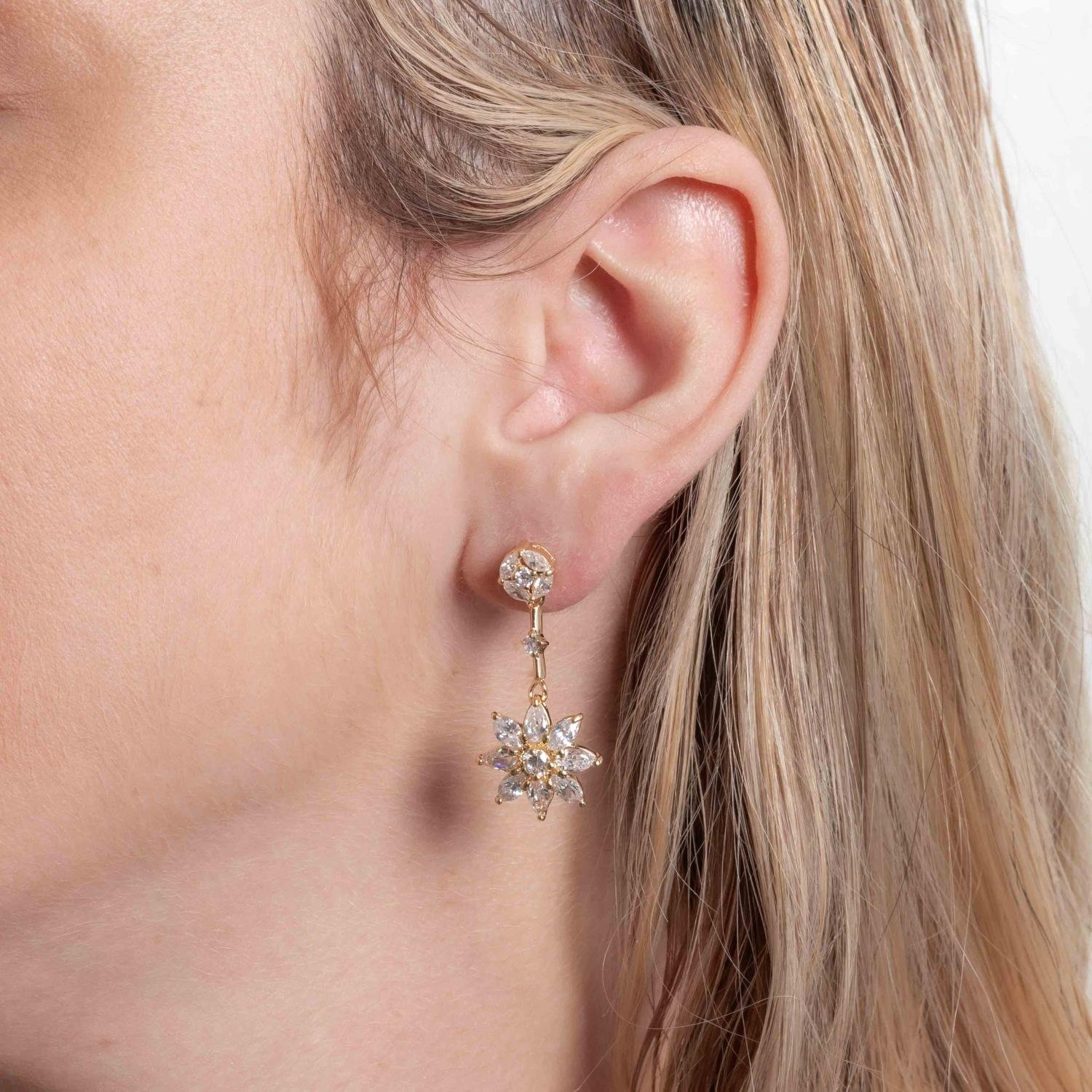 Brf-1215-Do Brinco De Flor Cravejado De Zircônias Cristais.