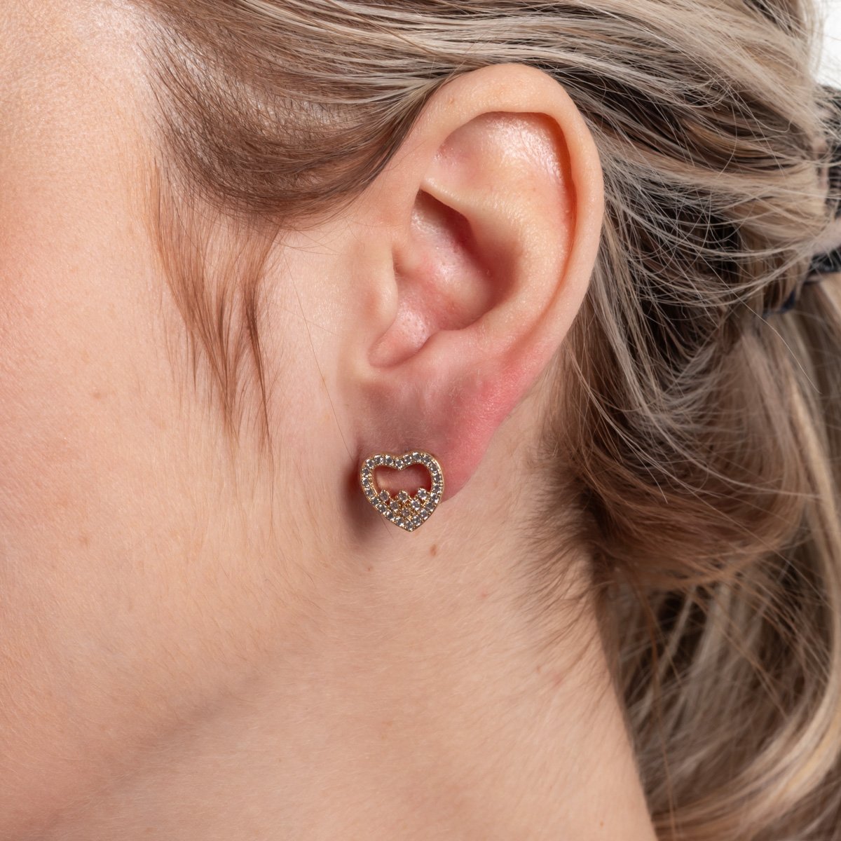 Brf-1408-Do Brinco De Coração Cravejado De Zircônias Cristais.