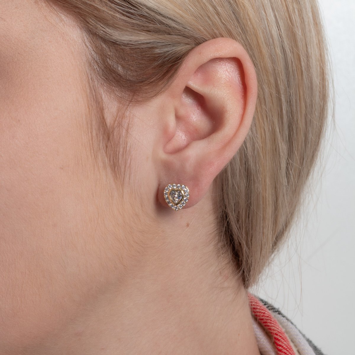 Brf-1459-Do Brinco De Coração Cravejado De Zircônias Cristais.