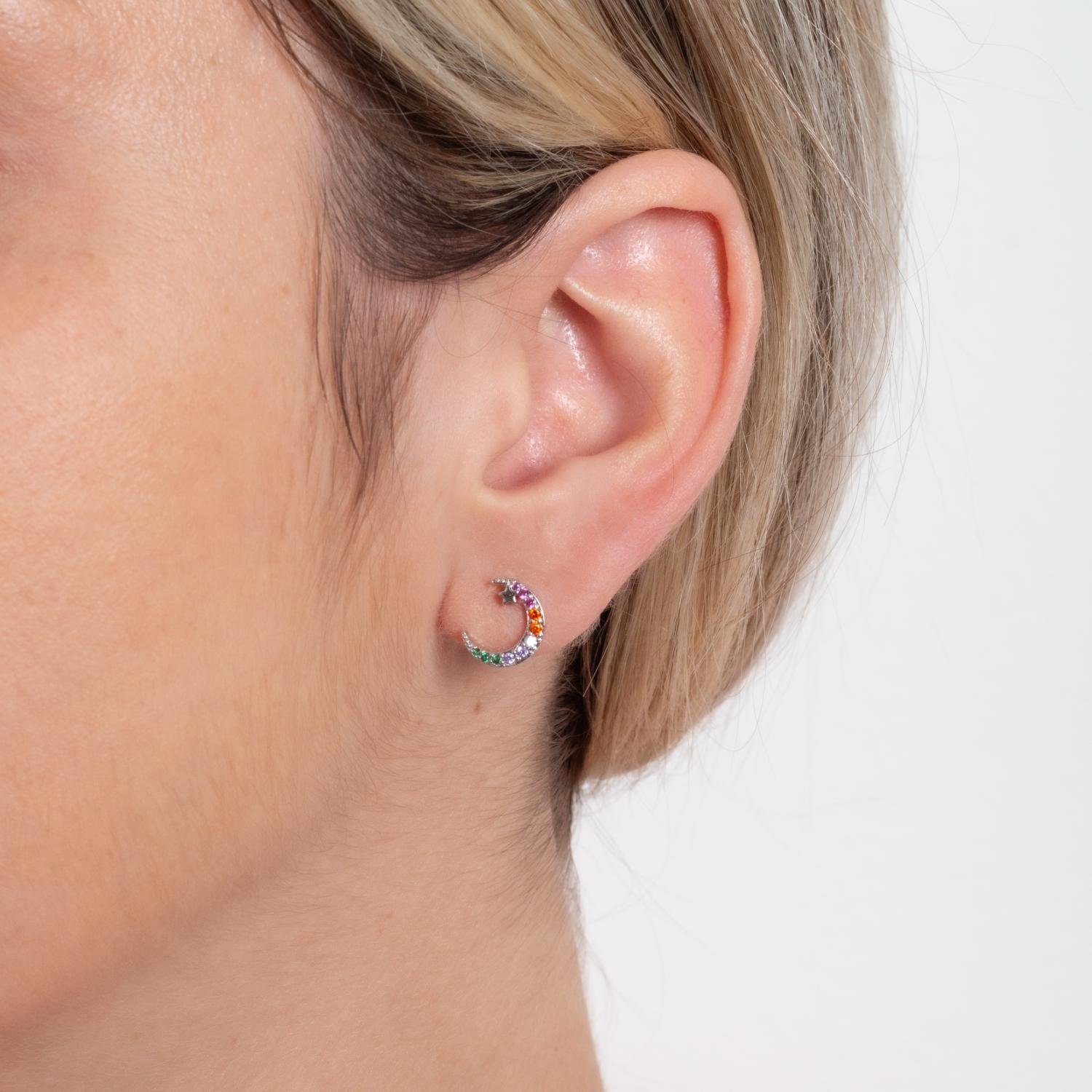 Brf-879-Rd Brinco Lua Cravejada Colorida Com Estrela - Ródio Branco.&Nbsp;