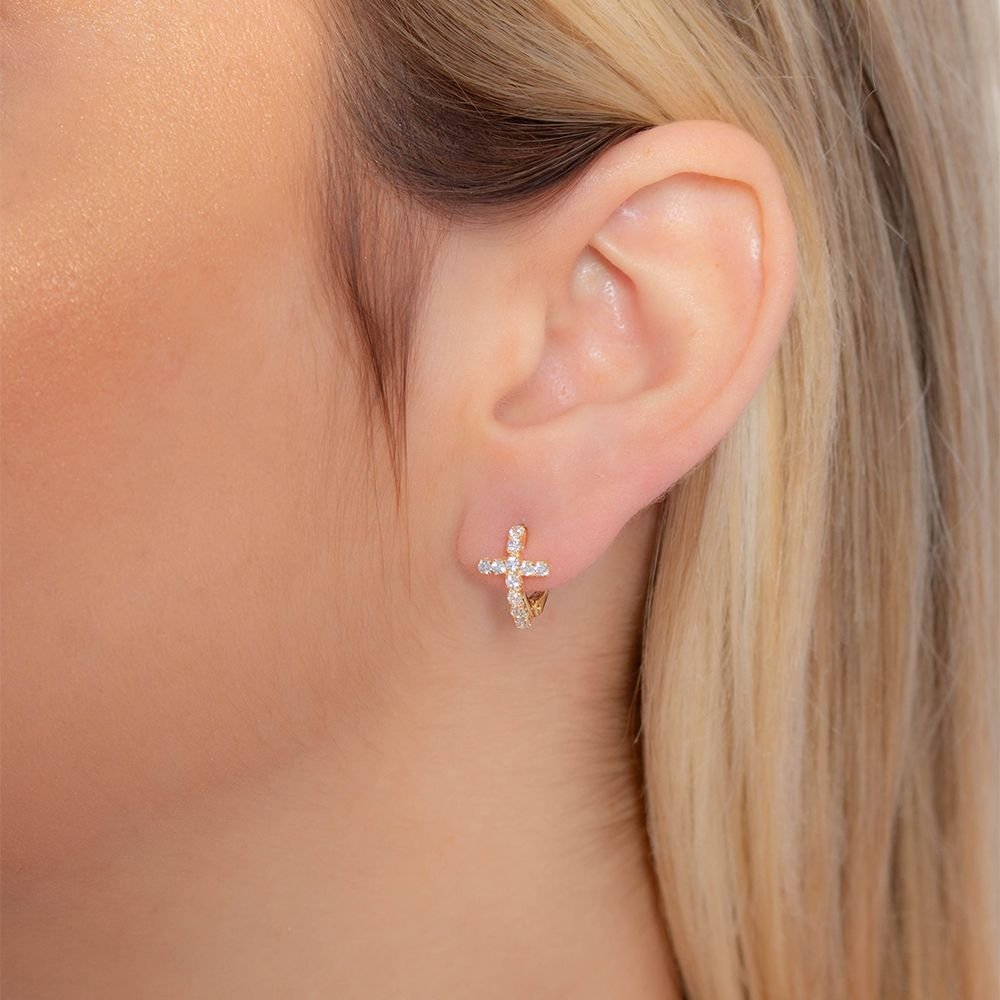 Brt-3182-Do Brinco De Argola Articulada De Cruz Cravejada De Zircônias. Brt-3182-Do Brinco De Argola Articulada De Cruz Cravejada De Zircônias.