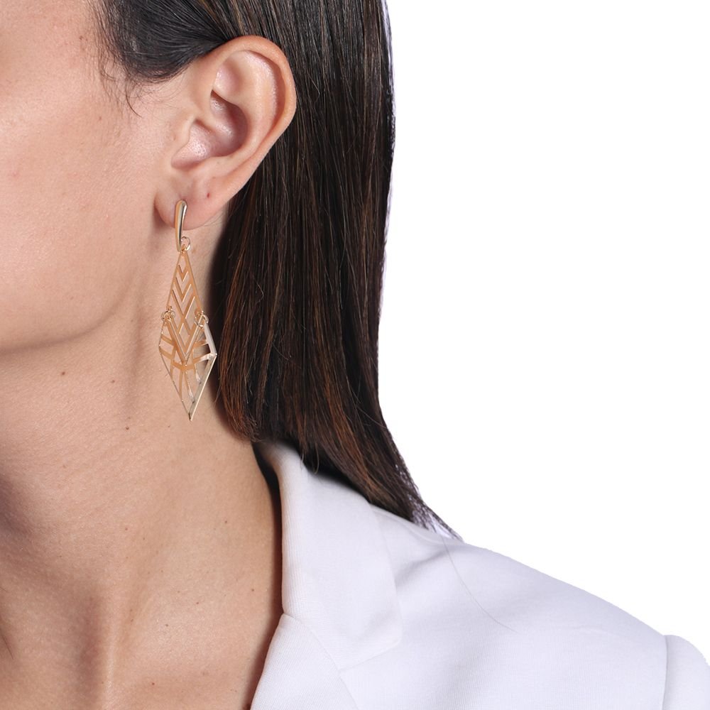 Brt-5068-Do (7cm) Brinco Com Detalhes Vazados