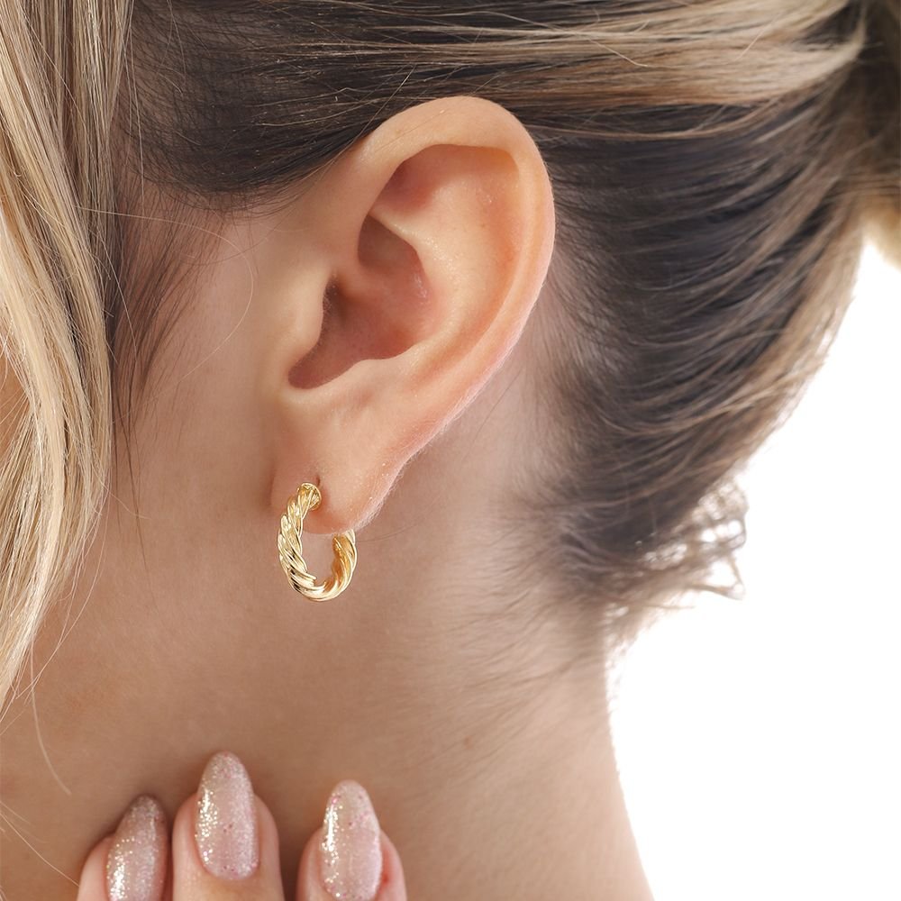 Brt-6744-Do Brinco Meia Argola Torcida (1,7cm).