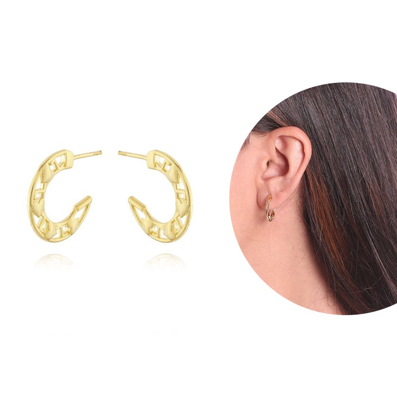 Brt-6813-Do Brinco Meia Argola Detalhes Em Coração (17mm)