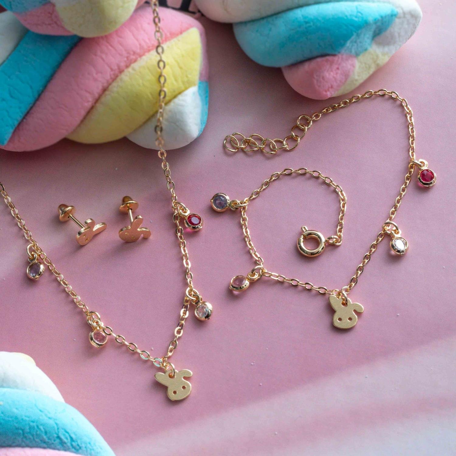 Cjls-3652-Fo Conjunto Infantil De Coelhinho Colorido (Brinco + Colar 35cm+5cm + Pulseira).