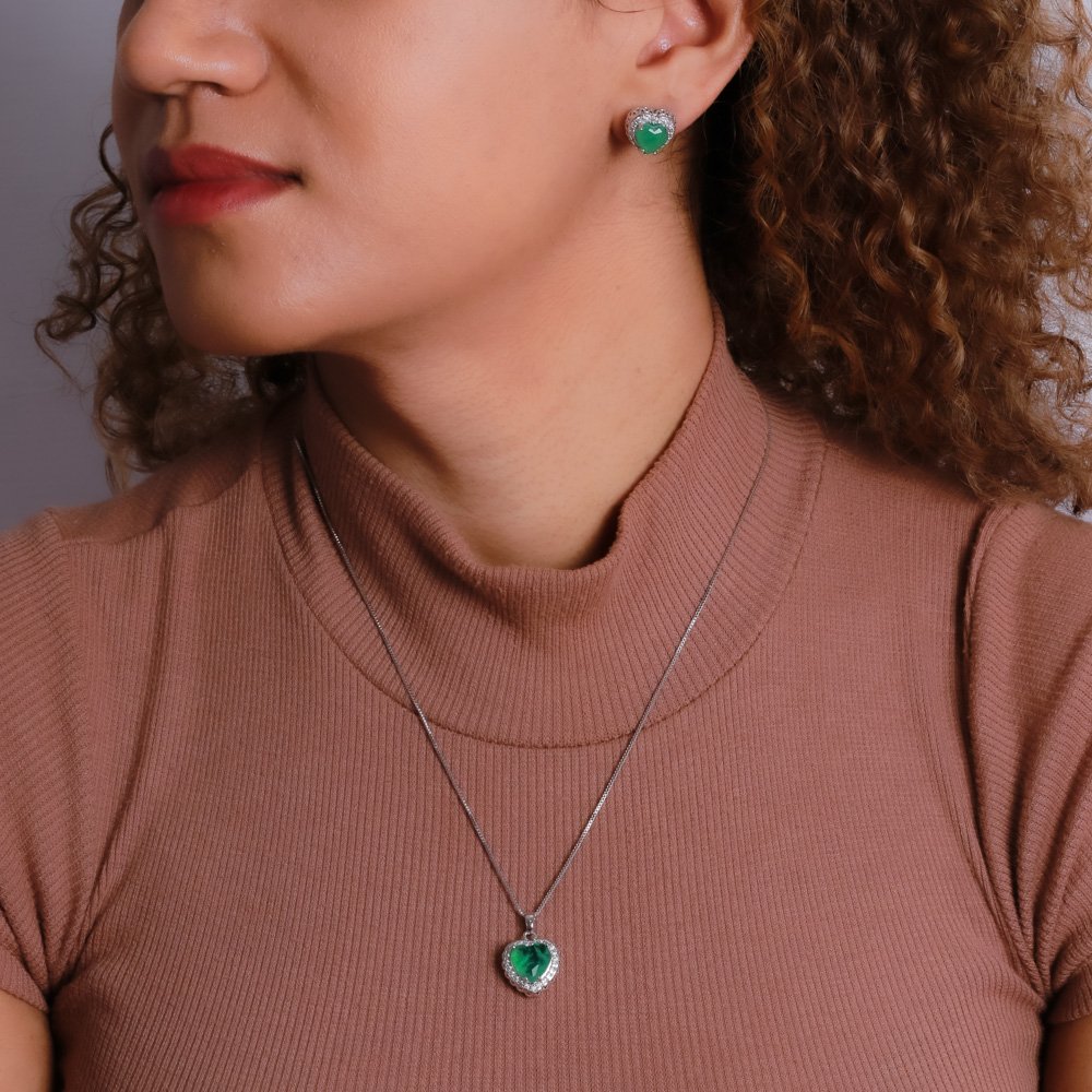 Cjt-596-Rd Conjunto De Coração Cravejado Cristal +&Nbsp; Verde Esmeralda - Ródio Branco (45cm+5cm).