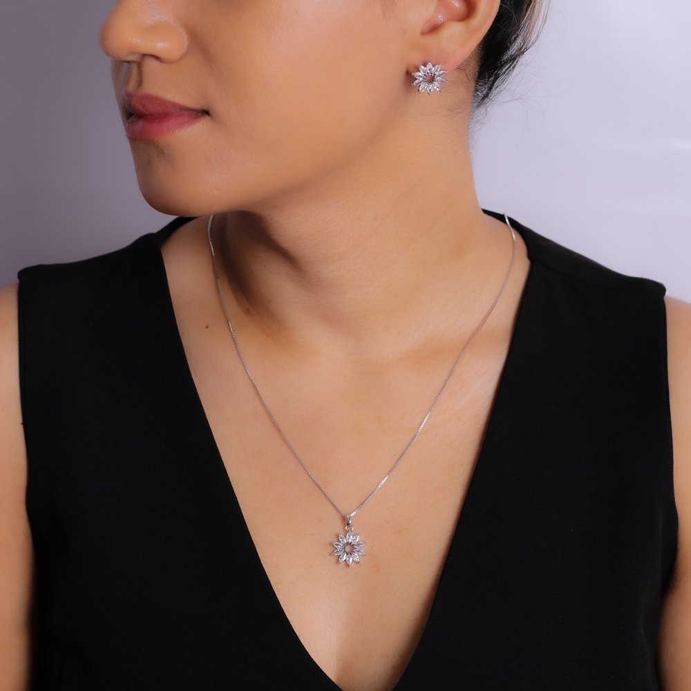 Cjt-759-Rd Conjunto Cravejado Cristal - Ródio Branco (45cm+5cm).