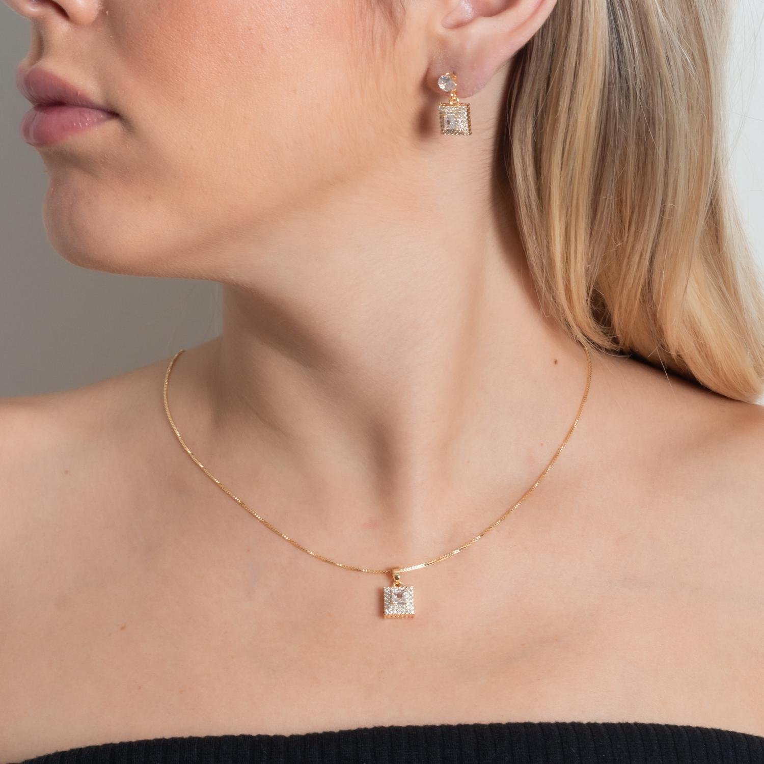 Cjt-897-Fo Conjunto Quadrado Cravejado De Zircônias Cristais (45cm+5cm).