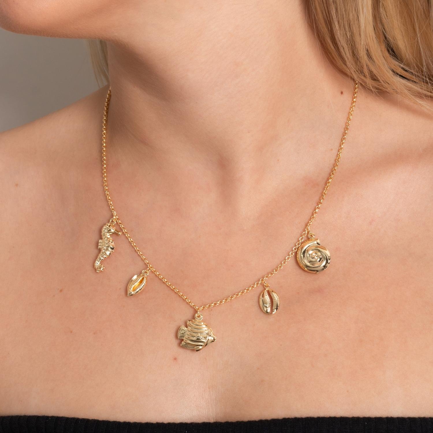 Clt-5859-Fo Colar Com Pingentes De Conchas, Peixes E Cavalo Marinho (45cm+5cm).