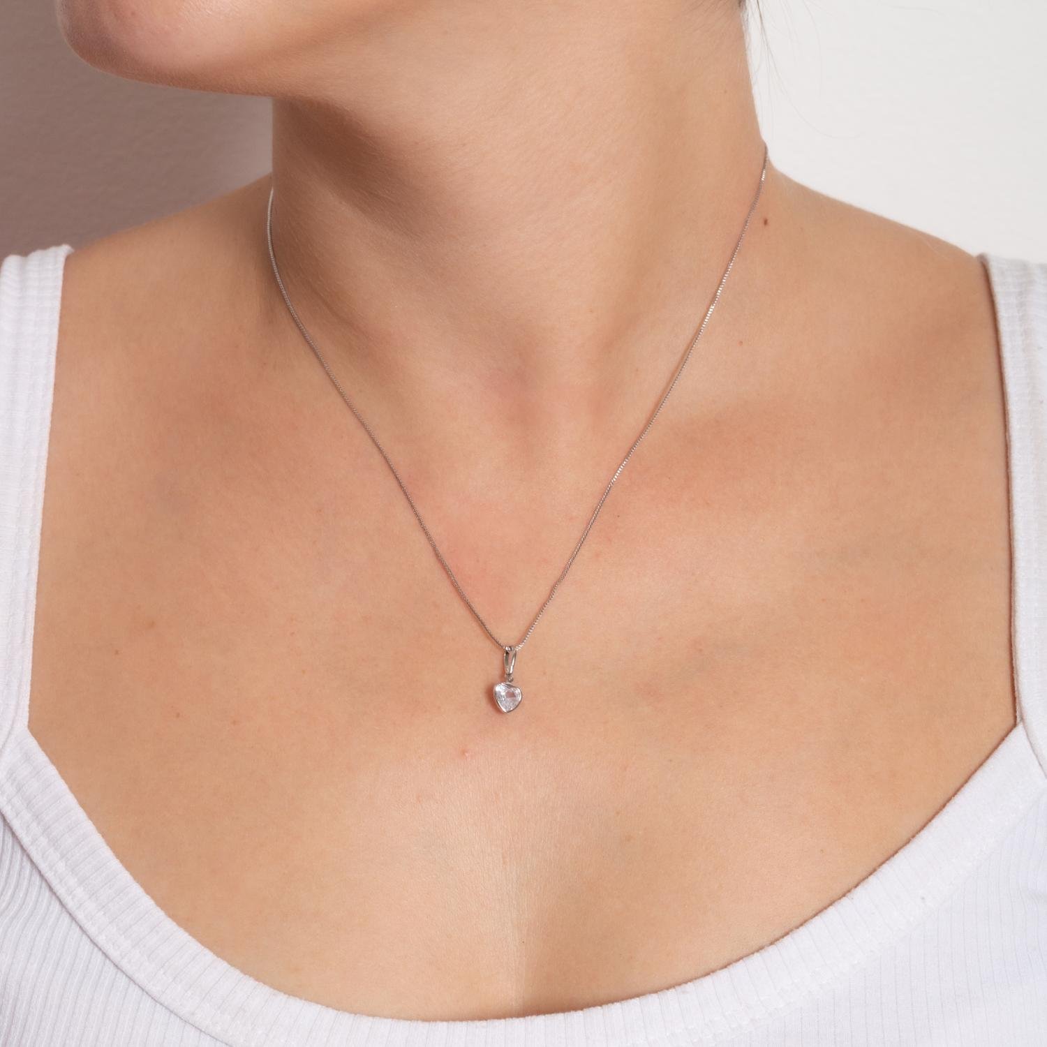 Clti-1562-Rd Colar Com Pingente De Coração Cravejado De Zircônia - Ródio Branco.