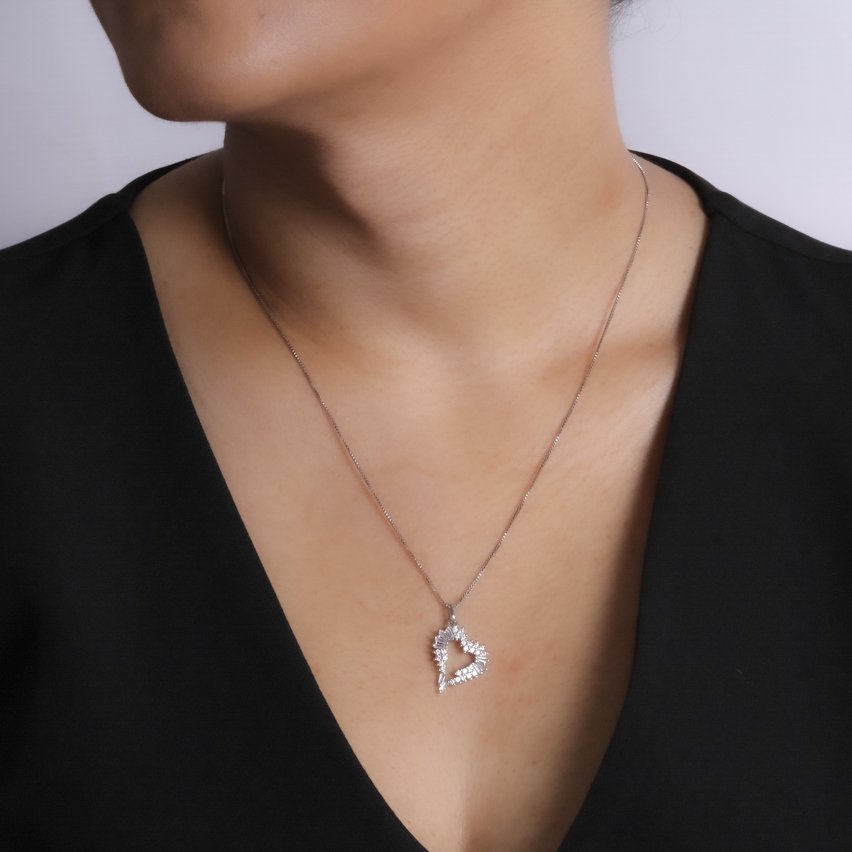 Clti-1741-Rd Colar Com Pingente De Coração Cravejado Cristal - Ródio Branco (45cm+5cm).