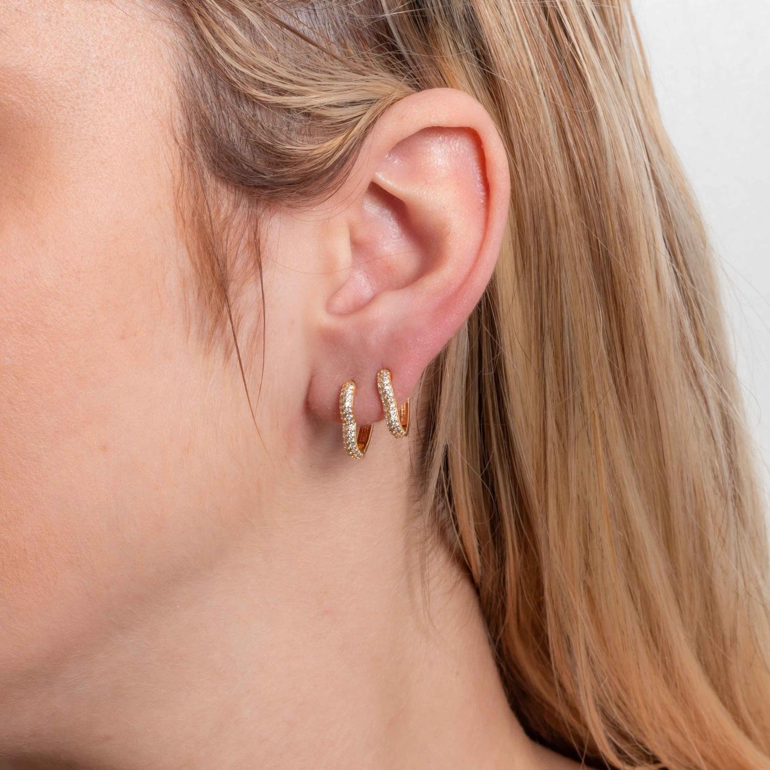 Duplo-86-Do Brinco Duplo Argola Articulada De Coração Cravejado Cristal (13mm/15mm).