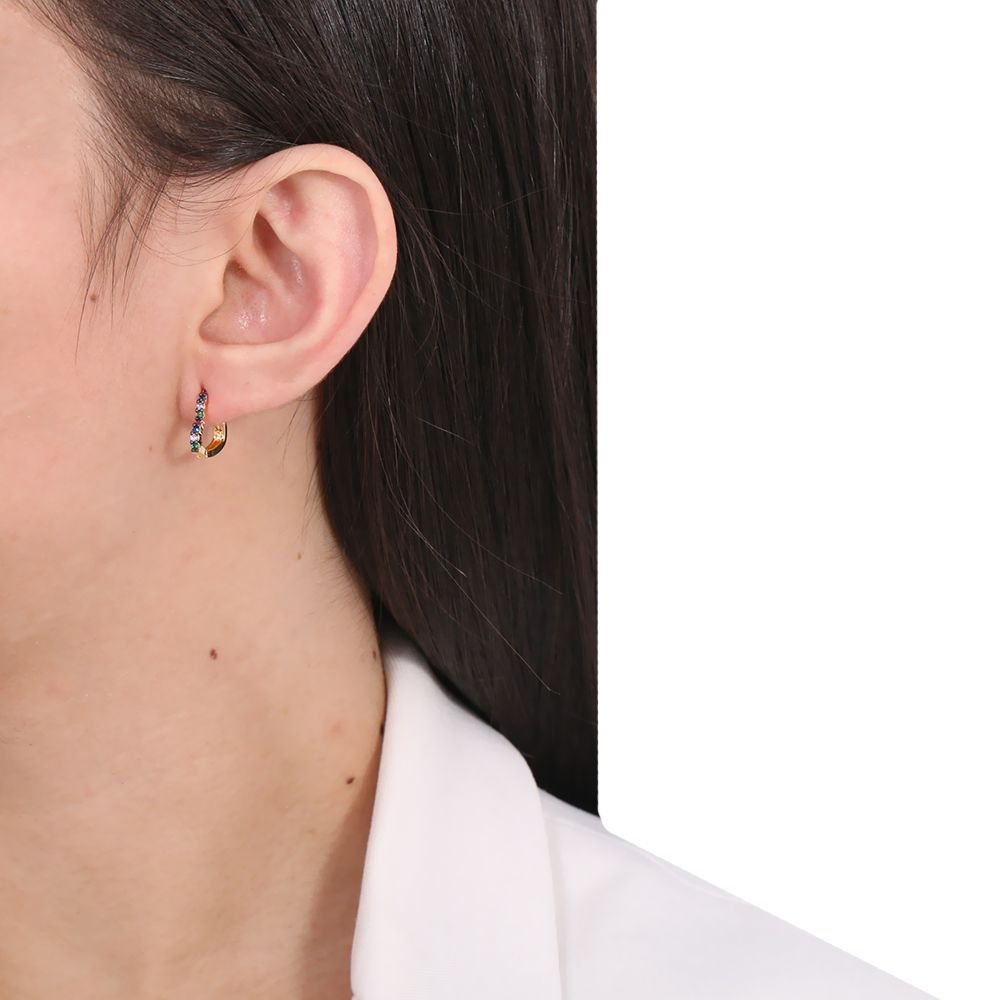 Ag-358-Do-C/Ródio Argolinha Cravejada Com Detalhes Em Ródio