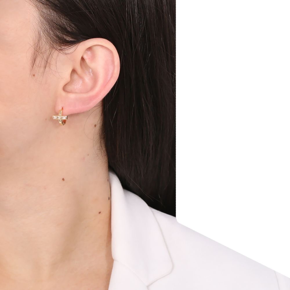 Ag-481-Do Brinco De Argolinha Cravejado Com Zircônias