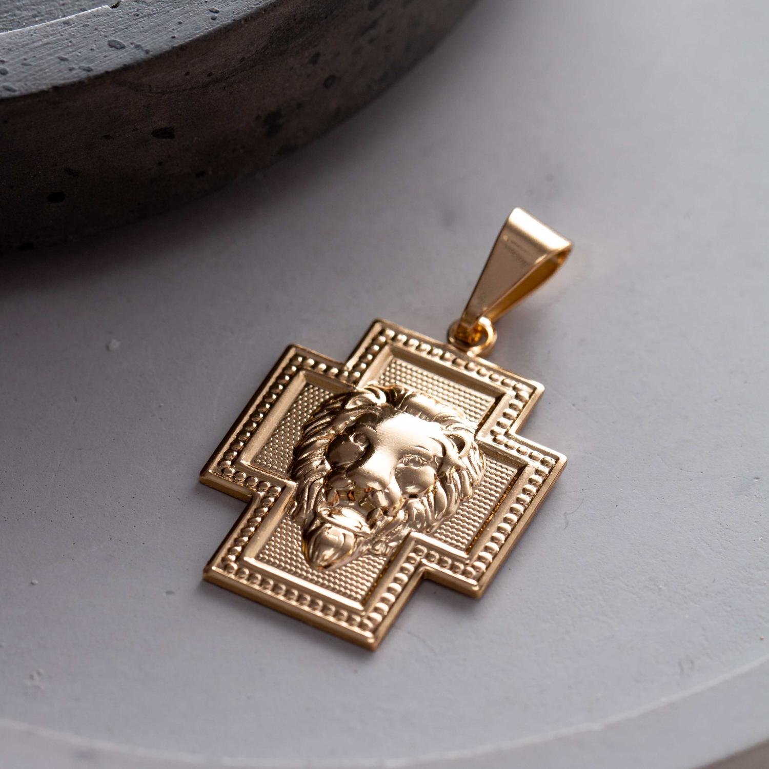 Pgt-231-Fo Pingente De Cruz E Leão