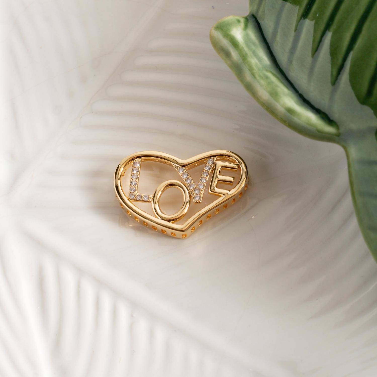 Pgt-405-Fo Pingente De Coração Com Love Cravejado Cristal.