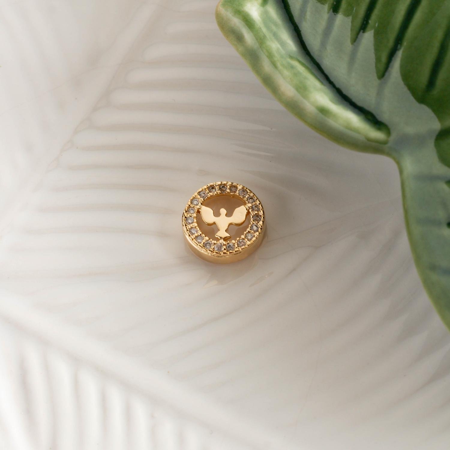 Pgt-433-Fo Pingente De Espírito Santo Cravejado De Zircônias Cristais.