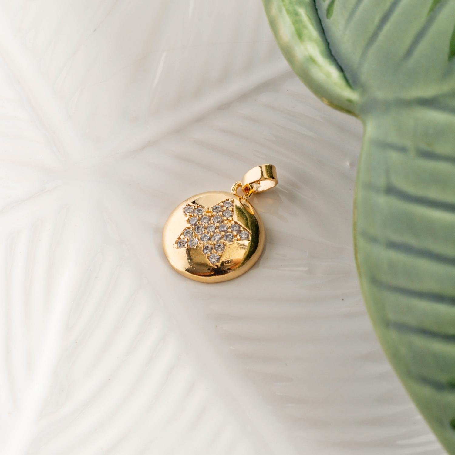 Pgt-449-Fo Pingente De Estrela Cravejado Cristal.