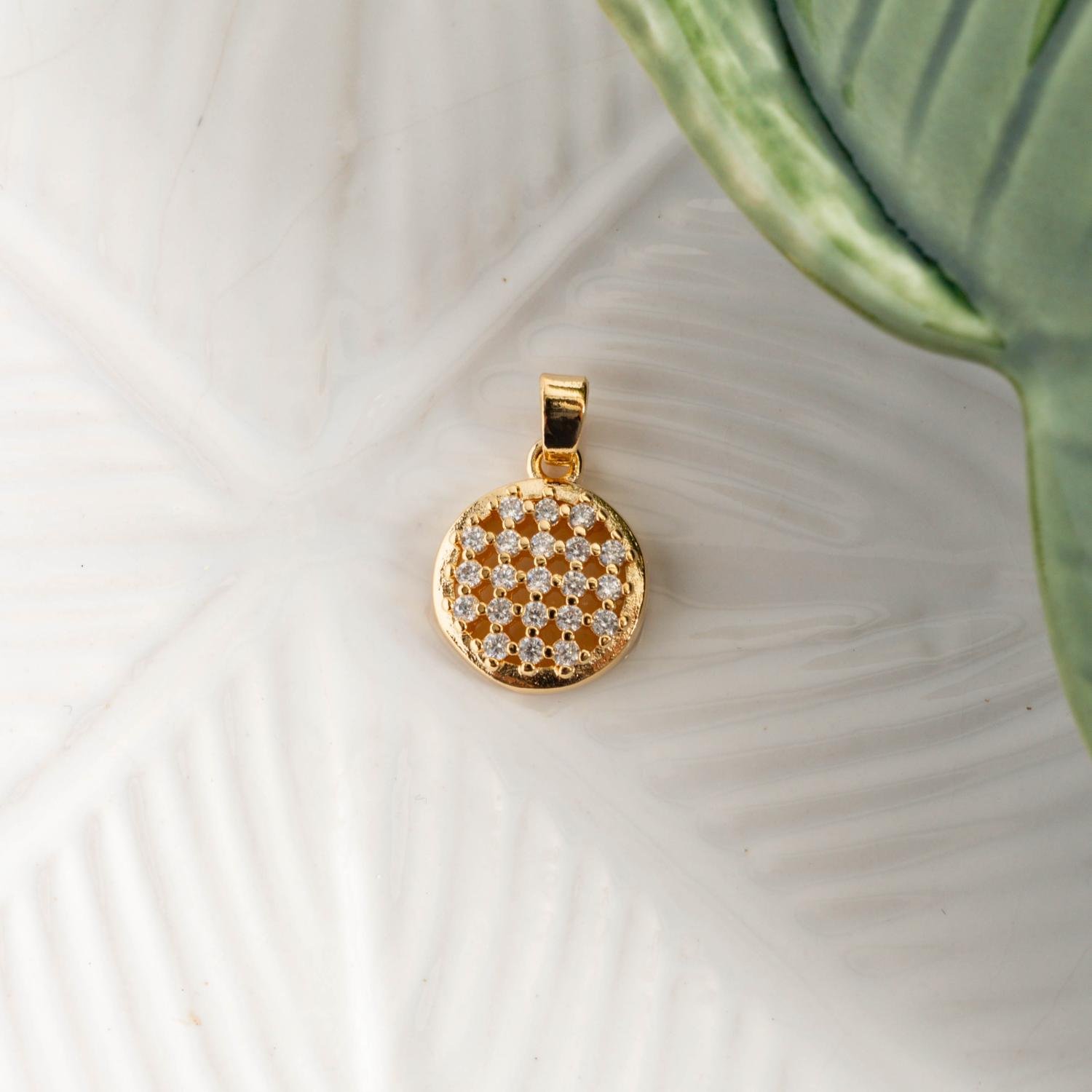 Pgt-465-Fo Pingente Craejado De Zircônias Cristais.