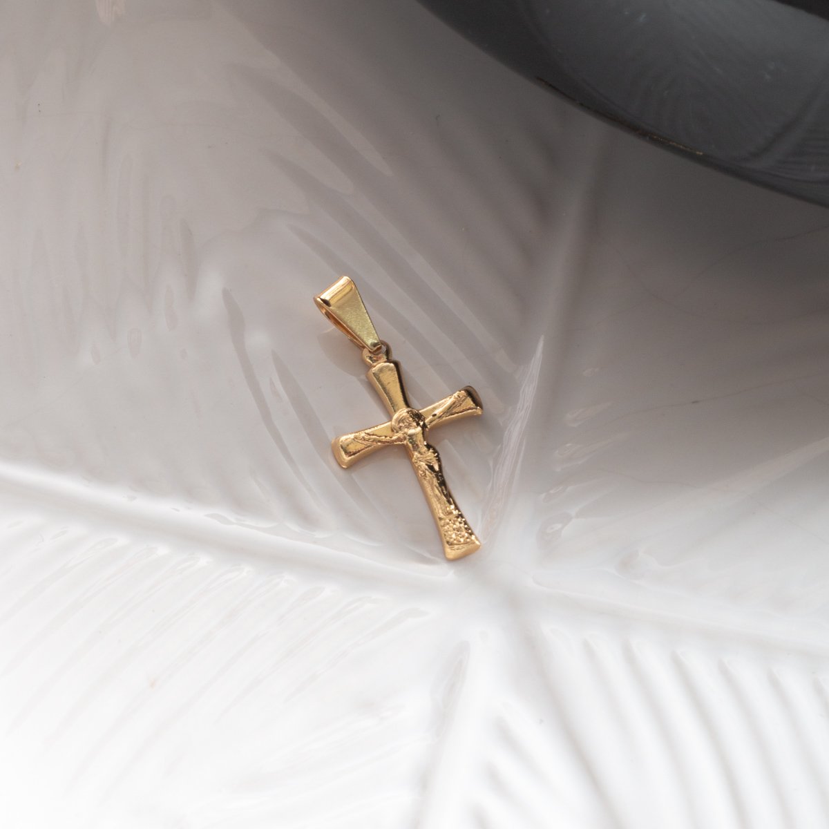 Pgt-509-Fo Pingente Crucifixo (22mm).