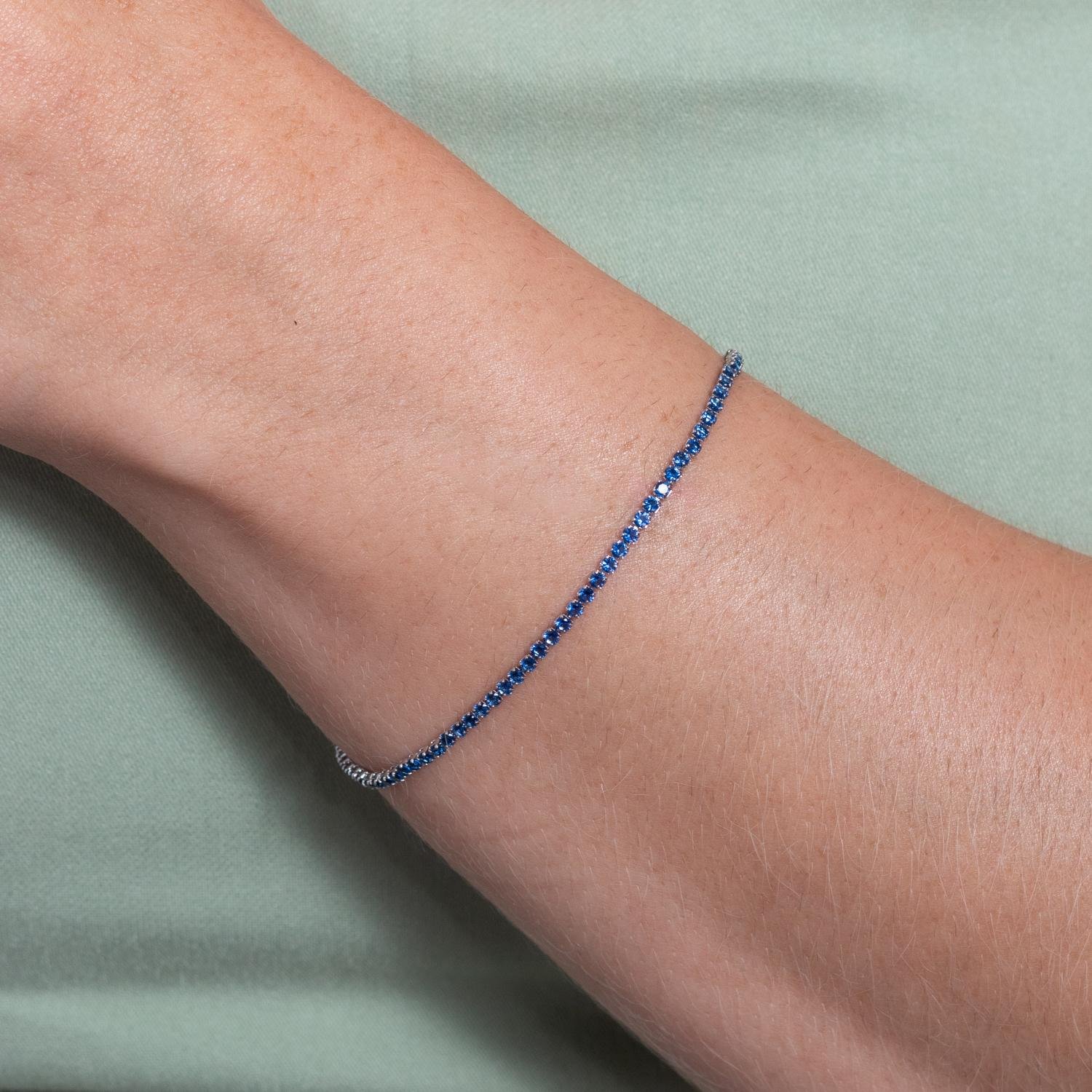 Pst-2748-Rd Pulseira Cravejada De Zircônias Azul - Ródio Branco.