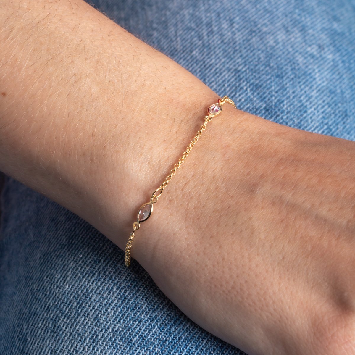 Pst-5347-Fo Pulseira Com Detalhes Cravejado De Zircônias Cristais.