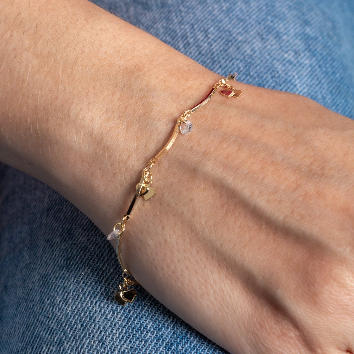 Pst-5443-Fo Pulseira Palito Com Pingentes De Zircônias Cristais E Corações.