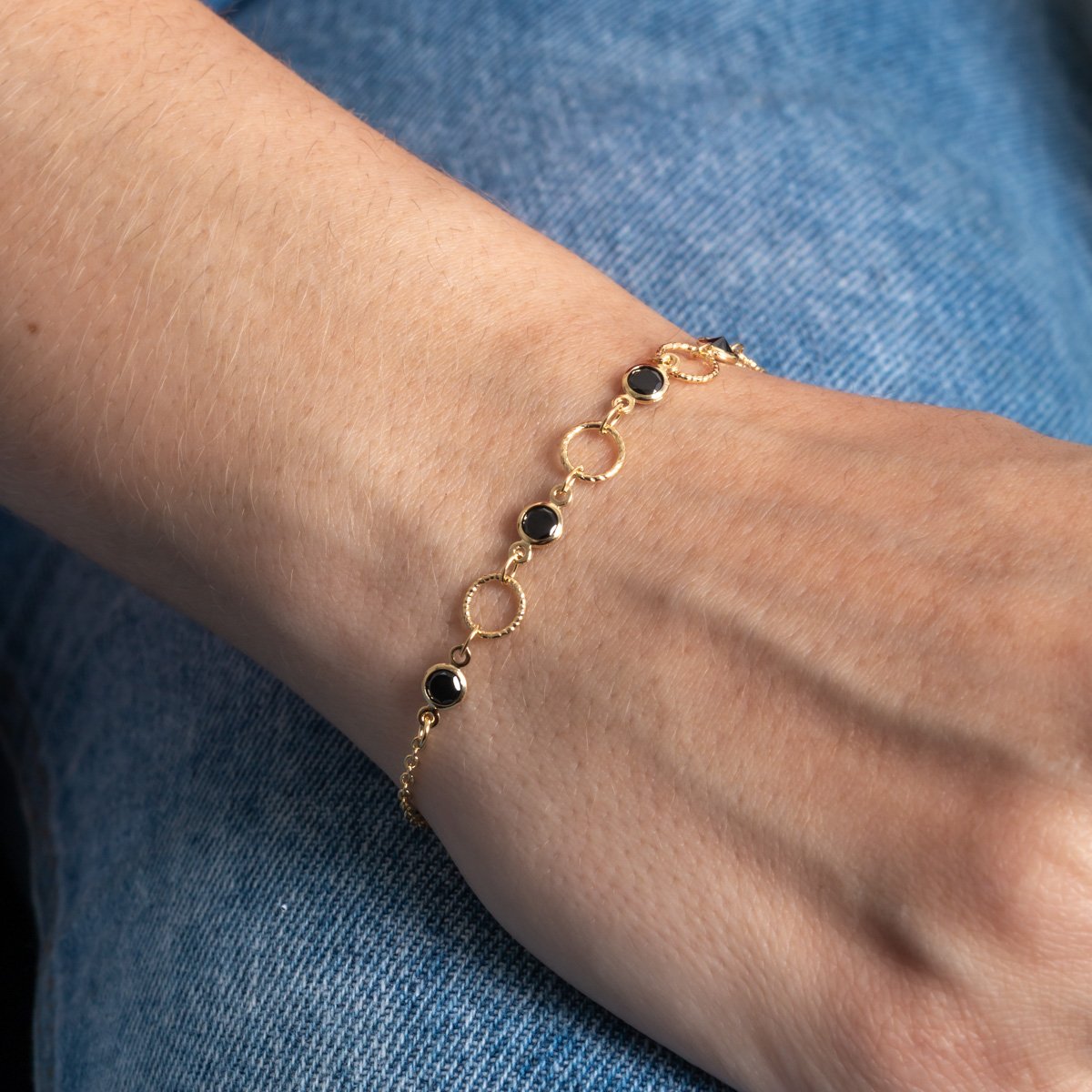 Pst-5444-Fo Pulseira elos circulares trabalhados com pedras pretas