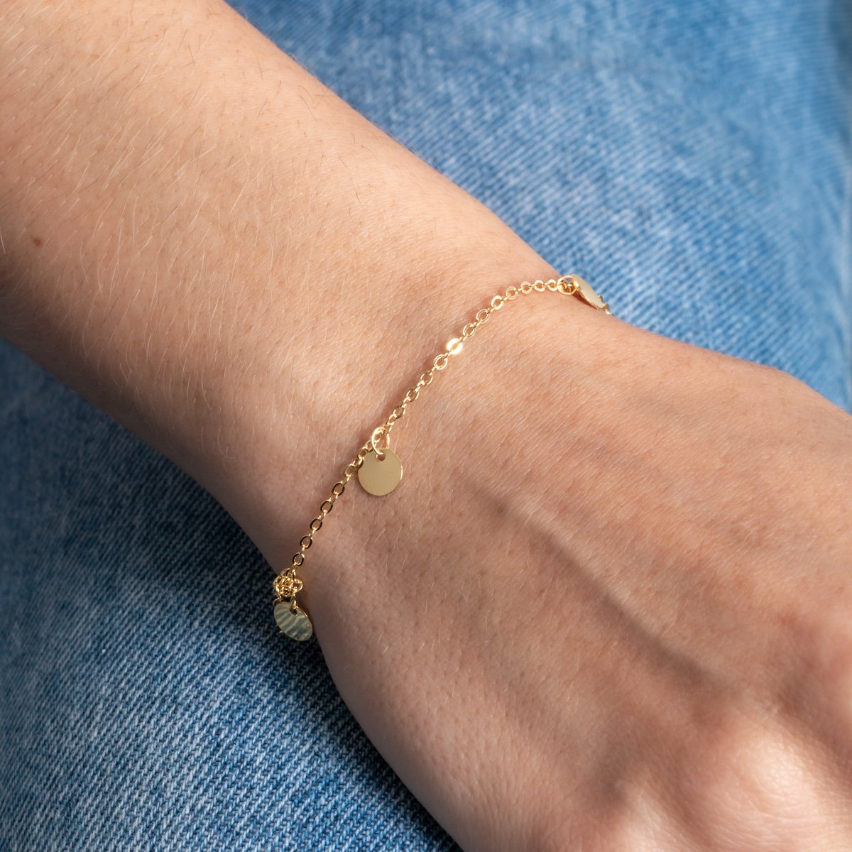 Pst-5457-Fo Pulseira Com Plaquinhas De Bolinhas Achatadas.